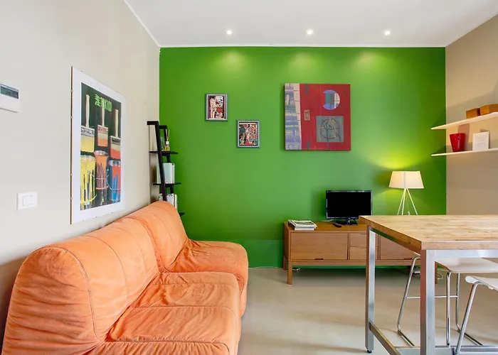 Delightful A Few Steps From Port Apartment Como